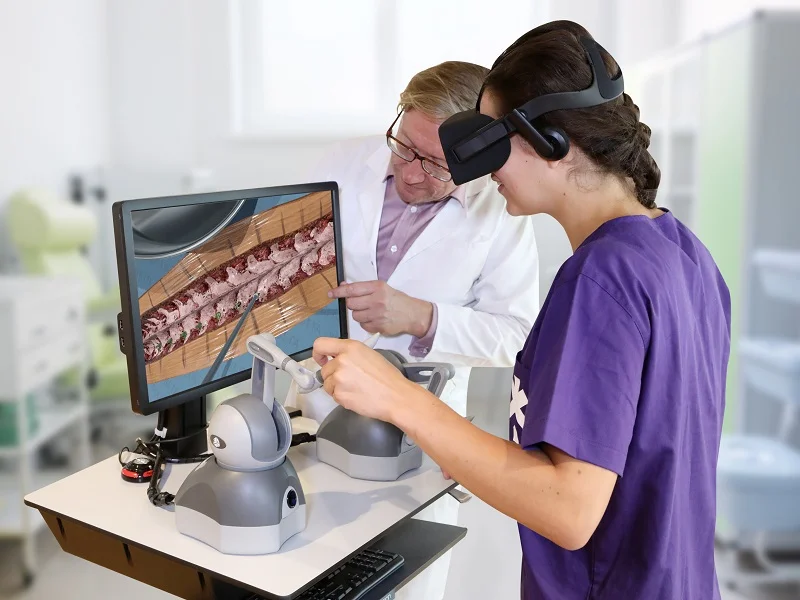 Campinas realiza 1º curso de treinamento em cirurgia com realidade virtual do Brasil