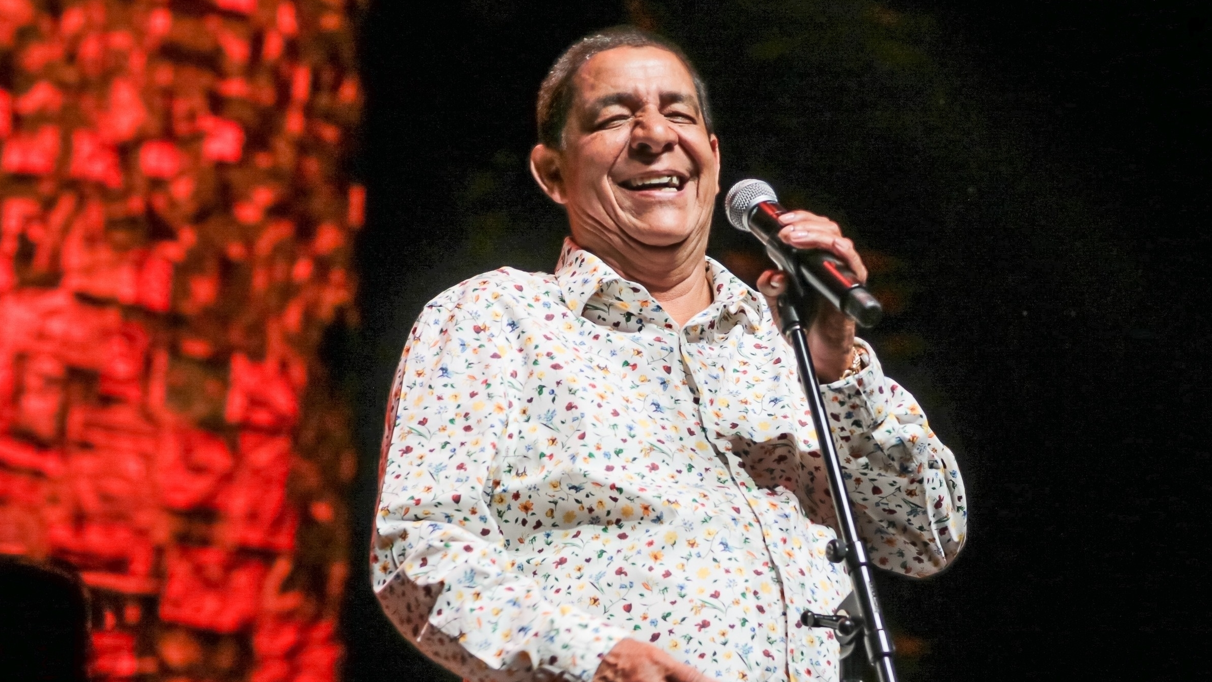 Campinas recebe Zeca Pagodinho neste sábado no hotel Royal Palm Hall