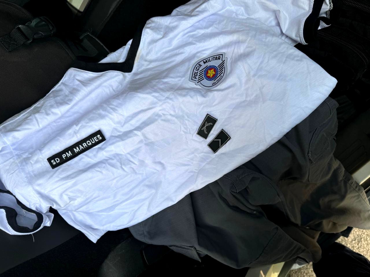 Homem finge ser PM e acaba preso em Campinas por agressão e ameaça de morte à namorada