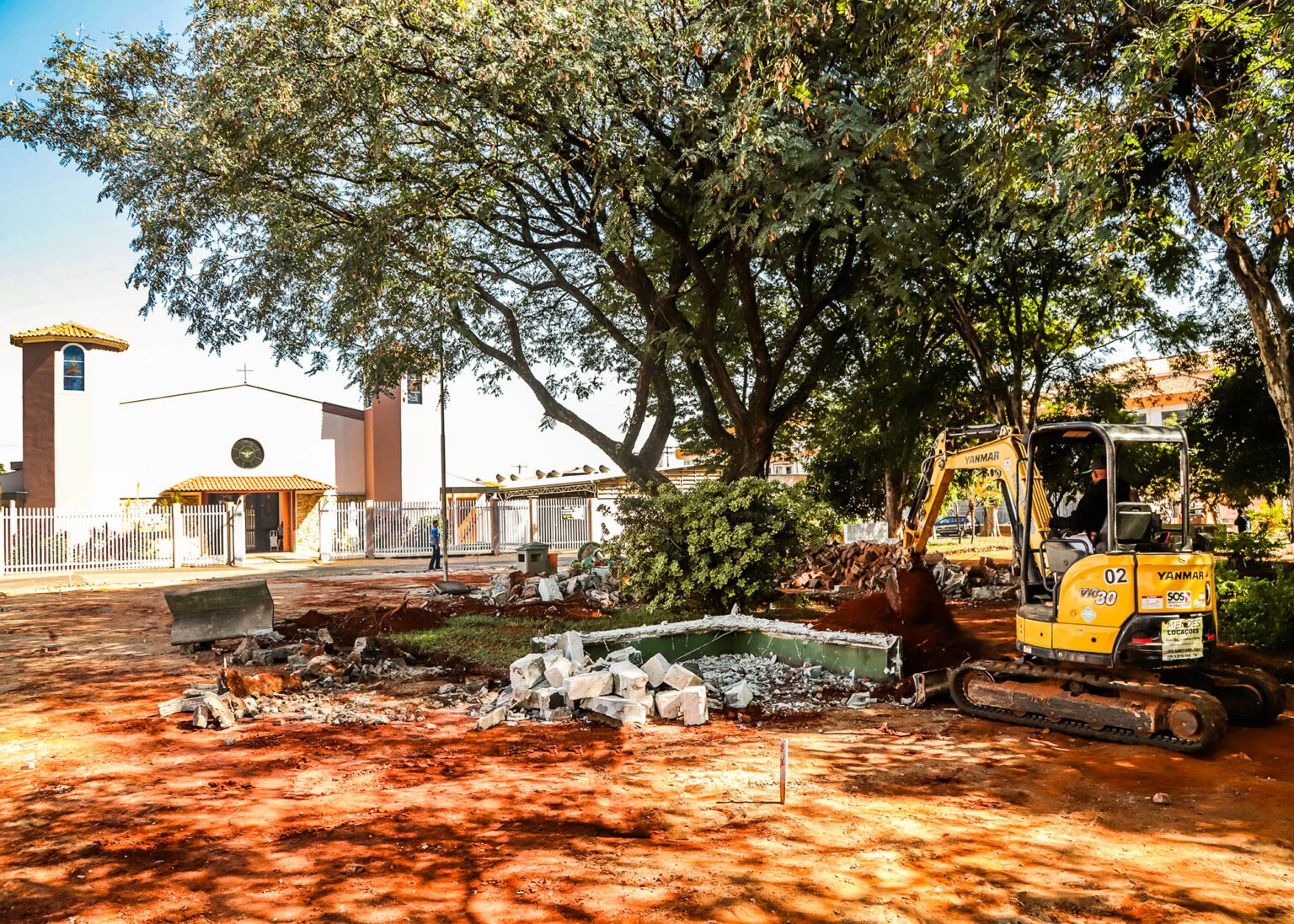Praça Angelo Benith, em Santa Bárbara d’Oeste, passa por revitalização