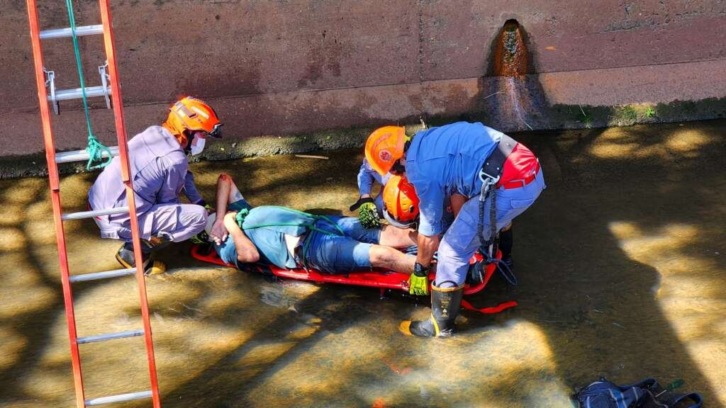 Homem de 50 anos cai de uma altura de 5 metros em ribeirão em Limeira