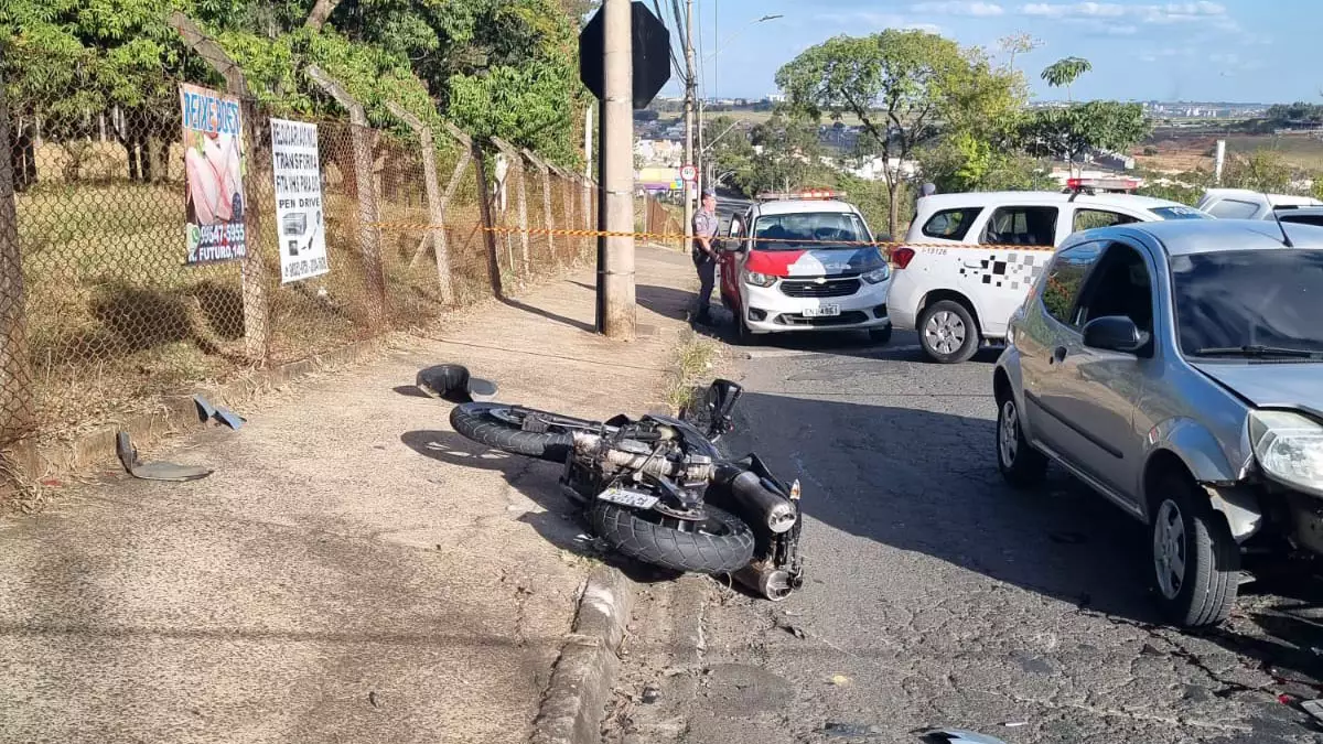 O acidente fatal ocorreu na avenida Unitika, no Jardim Boer, em Americana, por volta das 13h.
