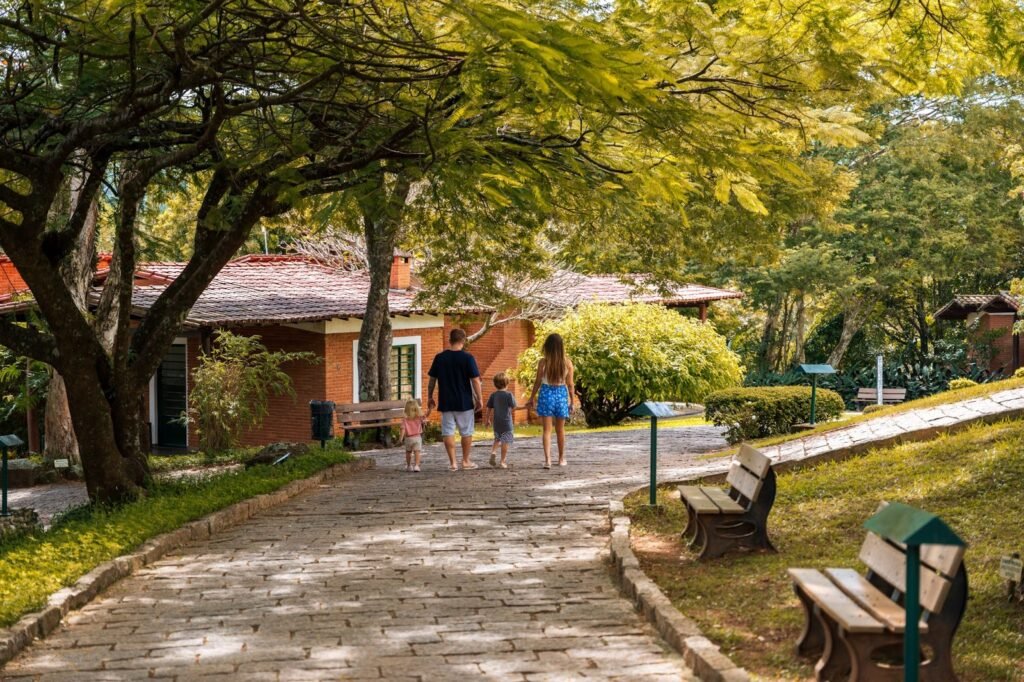 Grínberg's Village Hotel em Socorro oferece vantagens para aproveitar a Primavera