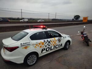 Homem é preso em Limeira por dirigir motocicleta com placa artesanal