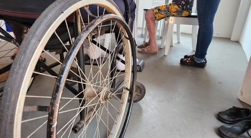 Clínica clandestina que deixava idosos em situação de maus-tratos em Limeira é interditada