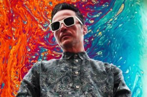 Fundador do Nação Zumbi virá para Piracicaba para discotecar e apresentar documentário