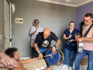 Hortolândia inicia projeto para levar música a pacientes acamados em suas casas