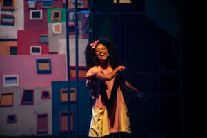 Iracemápolis recebe musical que conta a história de Elza Soares neste sábado