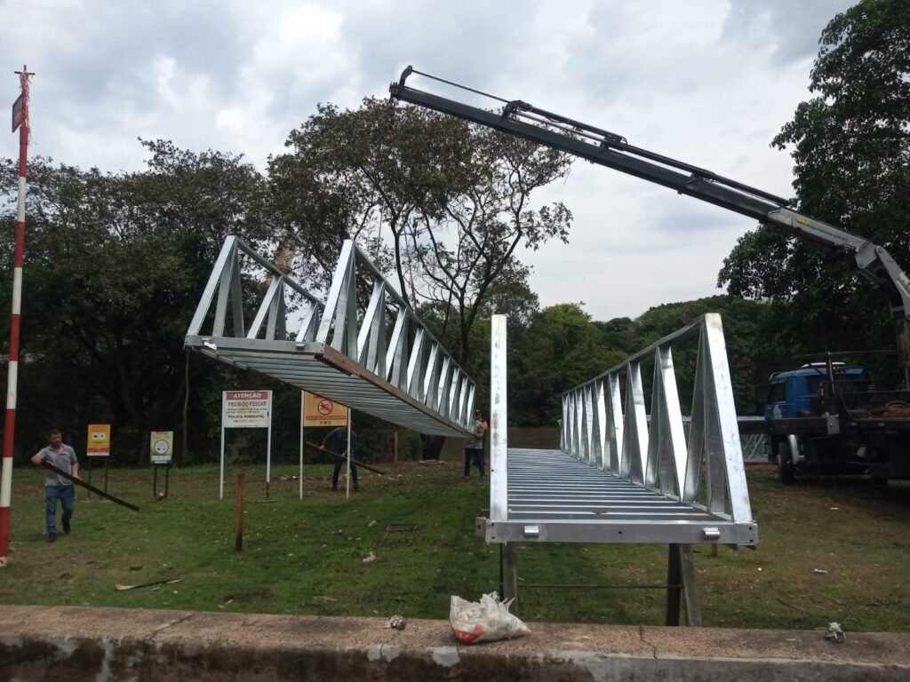 Prefeitura de Piracicaba inicia a montagem do novo píer turístico