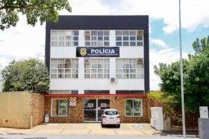 Guarda Civil de Paulínia prende homem por roubar idosa