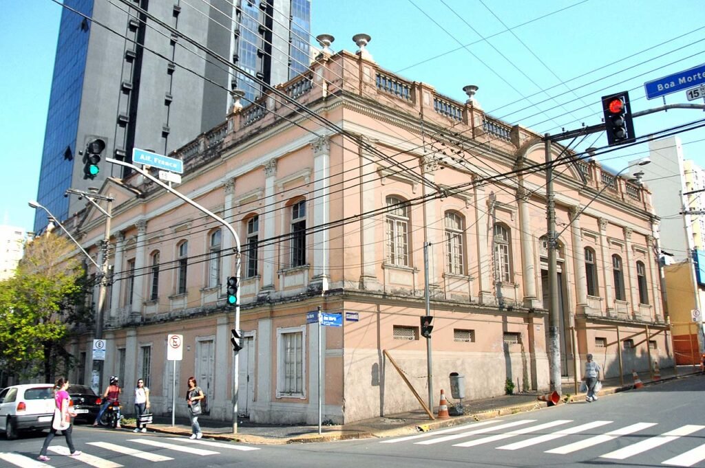 Limeira realizará passeio cultural por prédios históricos da cidade neste sábado