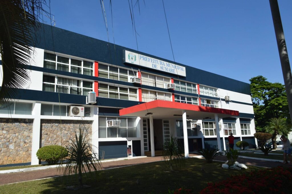 Os aprovados devem comparecer ao Setor de Concursos, no Centro Administrativo de Nova Veneza, na Avenida Brasil, 1.111, Nova Veneza.