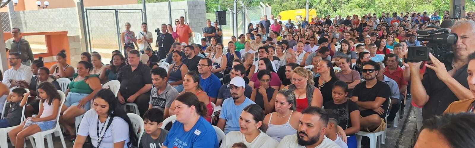 148 novas moradias foram entregues em Amparo nesta segunda-feira