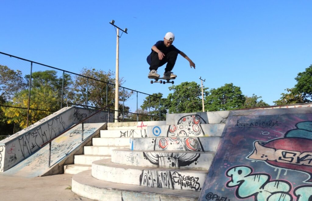 Atletas de Piracicaba participam de campeonato de skate em Natal, Rio Grande do Norte