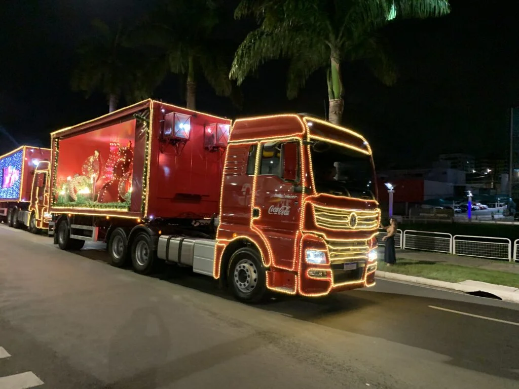 Caravana de Natal da Coca-Cola passa por Pirassununga nesta segunda-feira