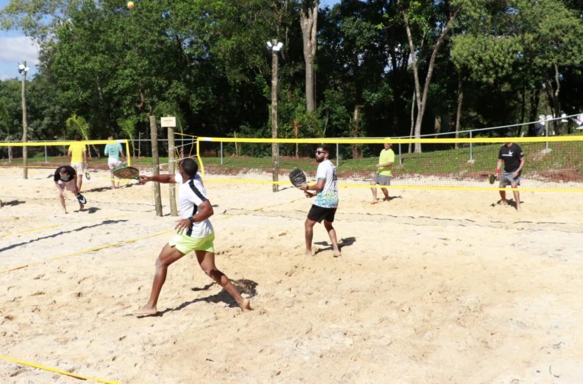 Jaguariúna inaugura quadras públicas de beach tennis e vôlei de praia no Parque dos Lagos