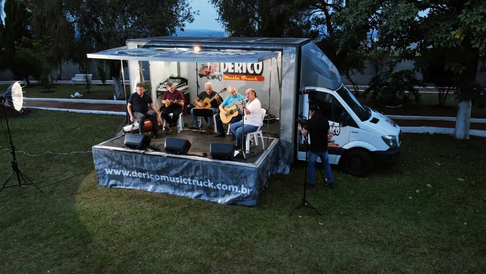 Leme recebe apresentação de Derico Music Truck neste domingo