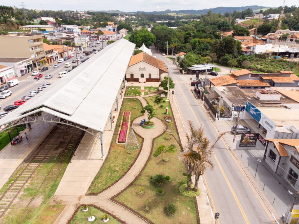 Prefeitura de Louveira assina parceria para concessão de jardim da Estação Ferroviária
