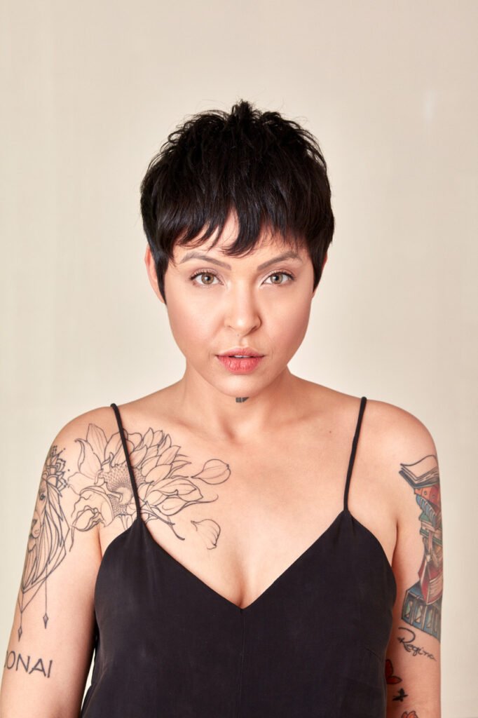 Hortolândia comemora Dia da Mulher com show da cantora Kell Smith neste sábado