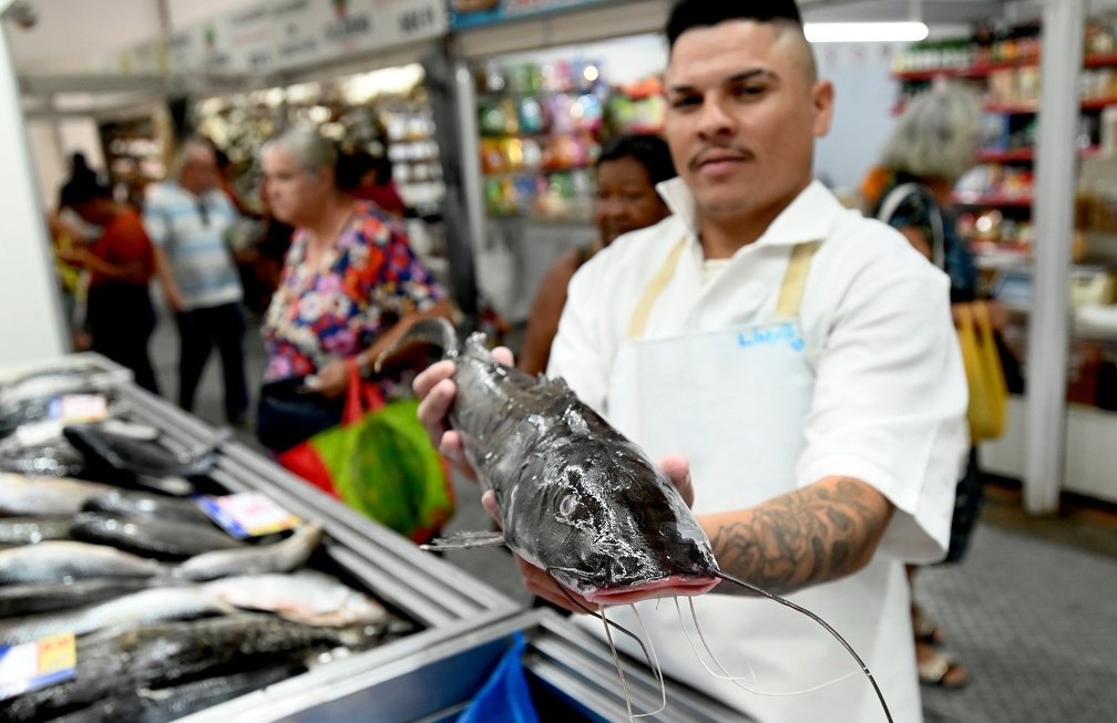Páscoa: Mercadão de Campinas espera aumento de até 30% nas vendas de peixes