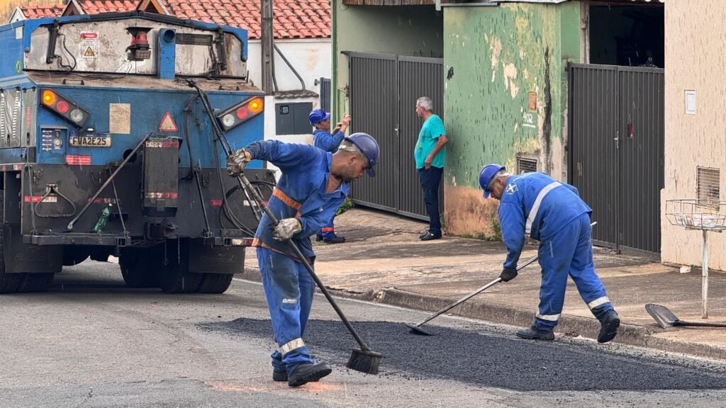 51 vias receberam serviços de tapa-buraco na última semana em Piracicaba