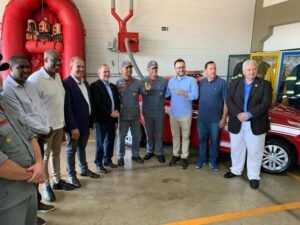 Base dos Bombeiros em Nova Odessa ganha novo veículo e equipamentos