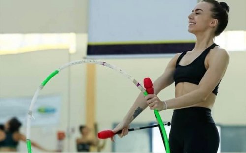 Mogi Mirim receberá tricampeã de ginástica rítmica para bate-papo com as crianças