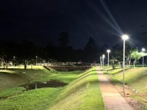 Piracicaba moderniza iluminação no Parque Linear Itaicy e em mais quatro bairros