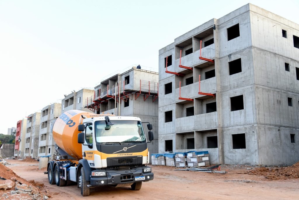 Obra do Residencial dos Bosques entra na fase de acabamento em Rio Claro