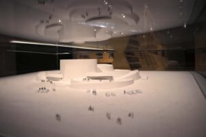 Campinas inaugura exposição “Fábio Penteado: Pétalas e Estrelas” no Centro de Convivência Cultural