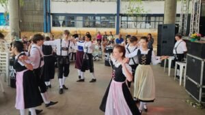 Festa Alemã mantém tradição com gastronomia típica e música em Limeira