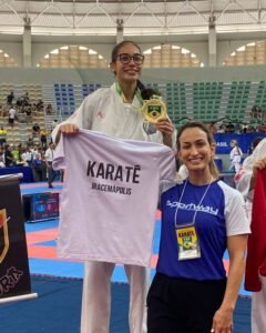 Atletas de Iracemápolis são campeãs brasileiras de karatê