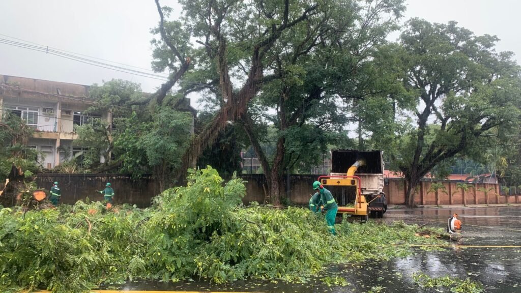 Prefeitura mobiliza força-tarefa após chuvas intensas em Piracicaba