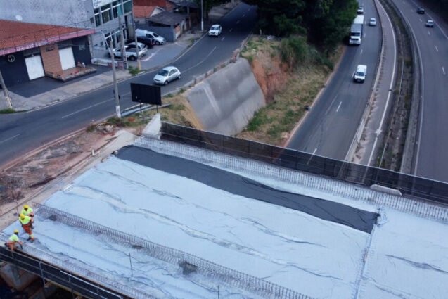 Obra do viaduto sobre rodovia SP-101, em Hortolândia, estão avançadas